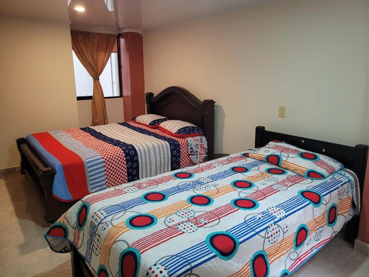 Hotel San Vicente 메딜린 외부 사진