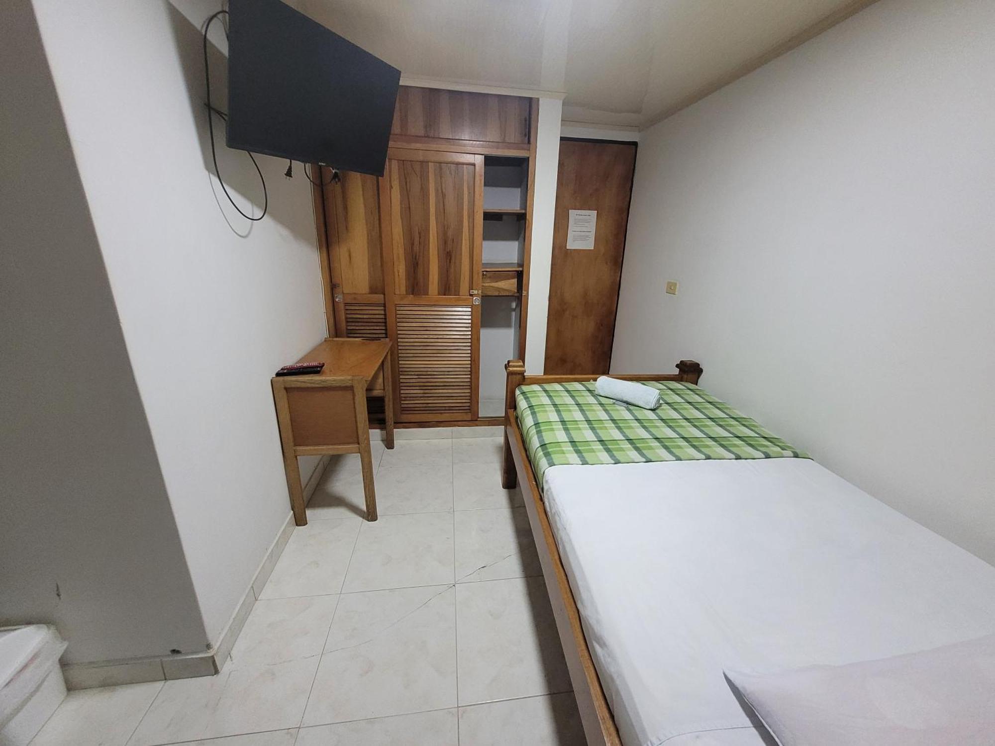 Hotel San Vicente 메딜린 외부 사진