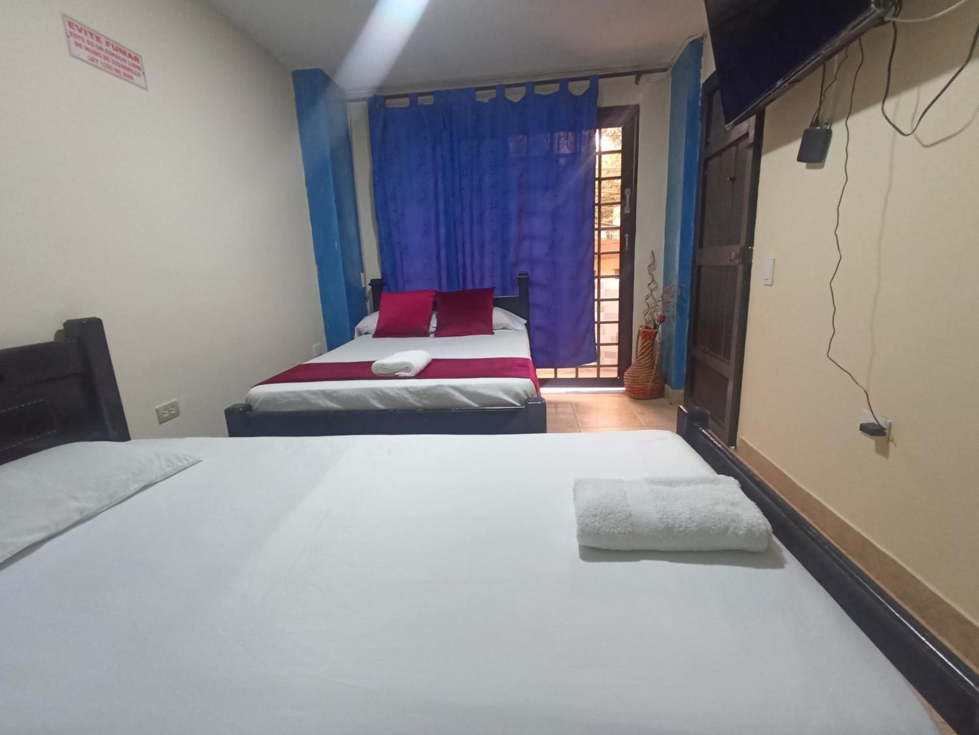 Hotel San Vicente 메딜린 외부 사진