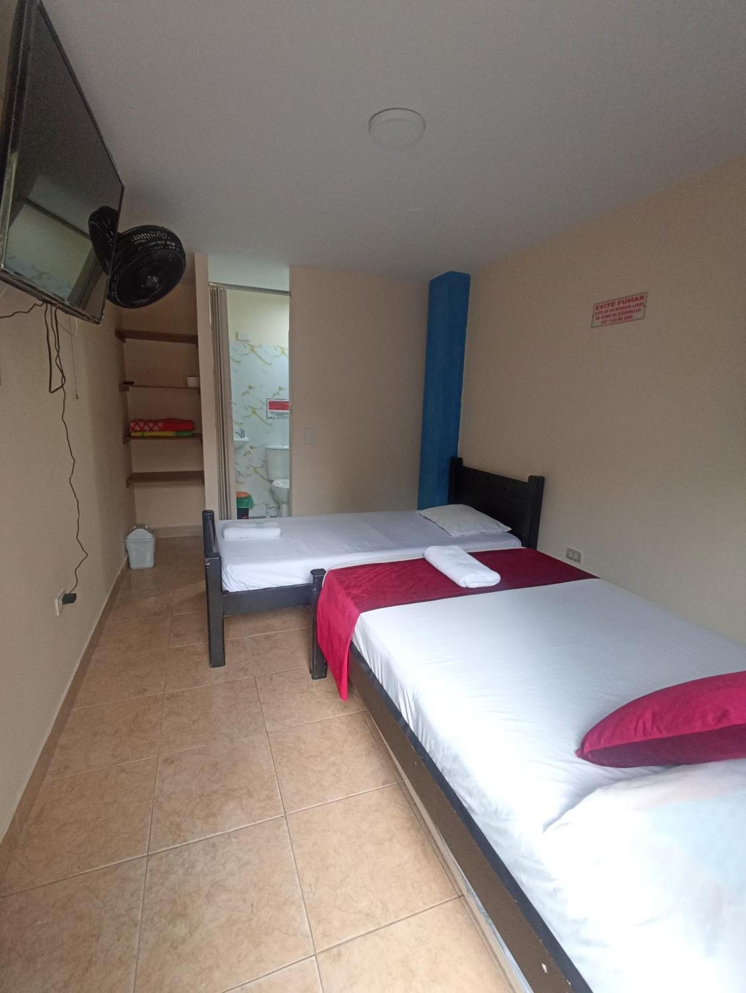 Hotel San Vicente 메딜린 외부 사진