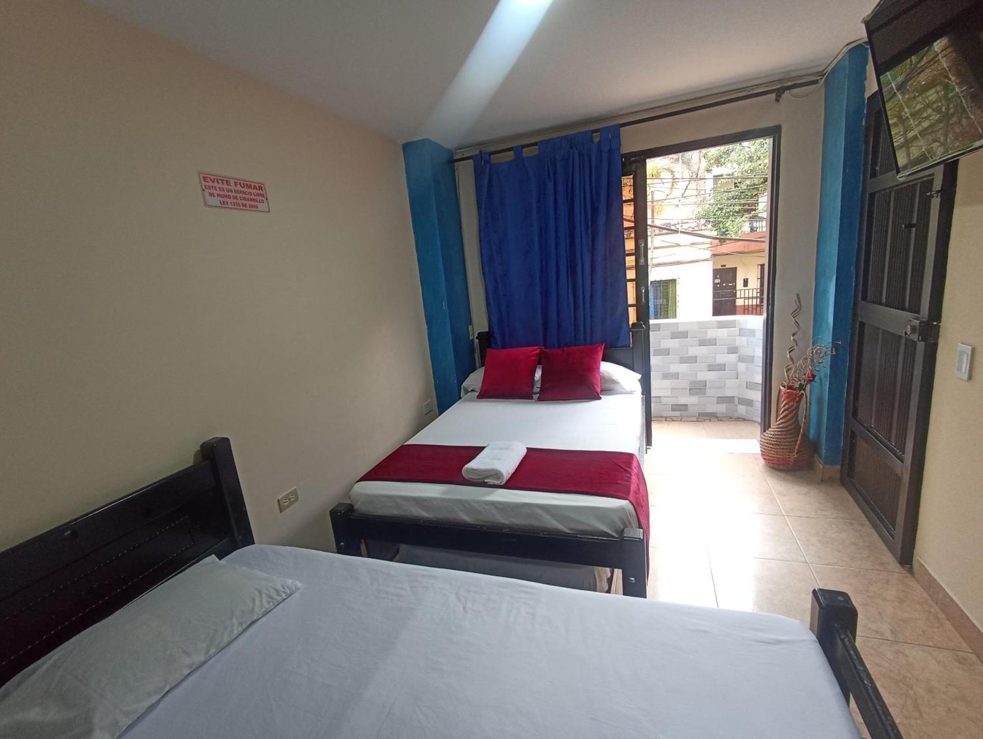 Hotel San Vicente 메딜린 외부 사진