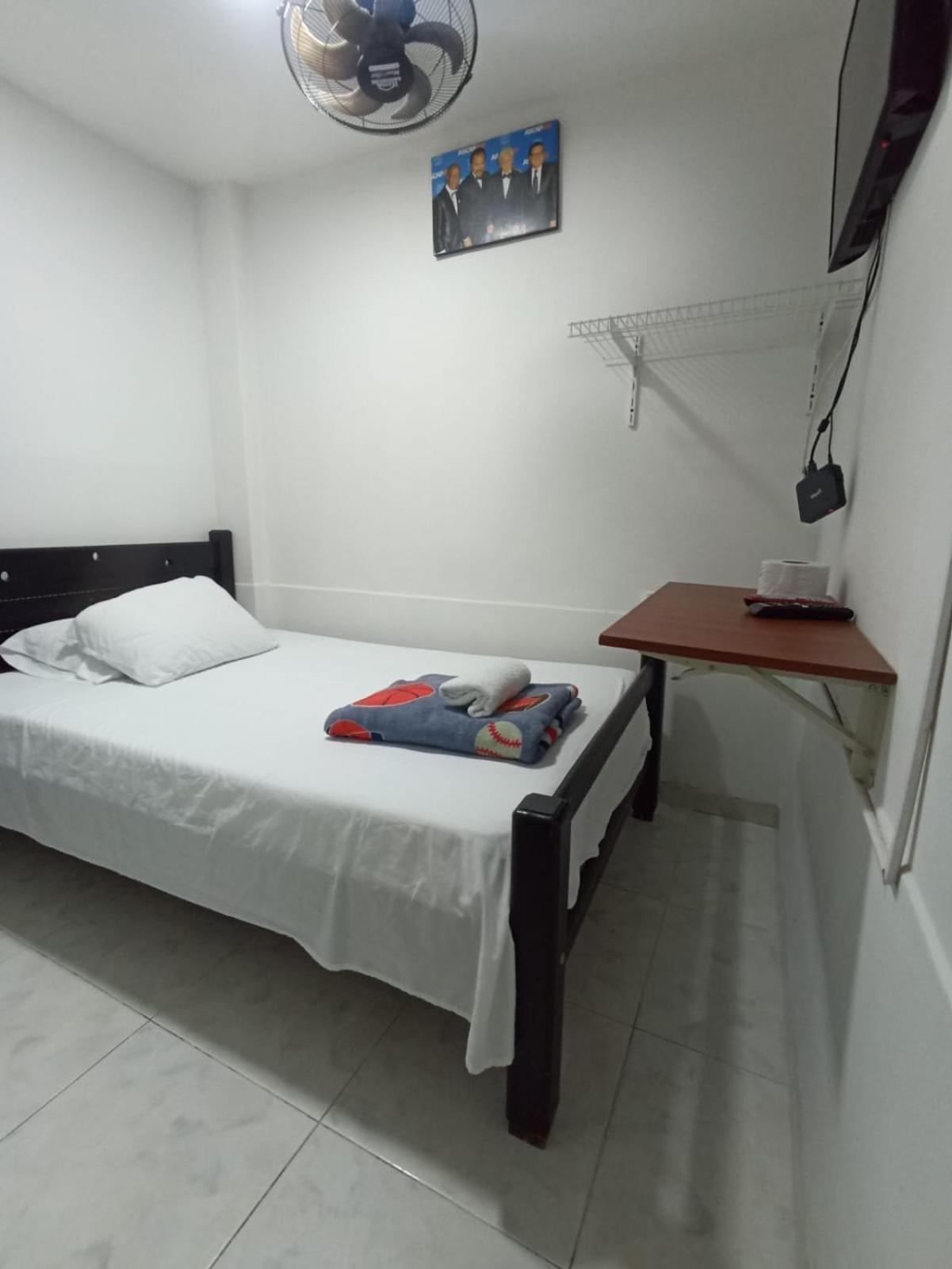Hotel San Vicente 메딜린 외부 사진